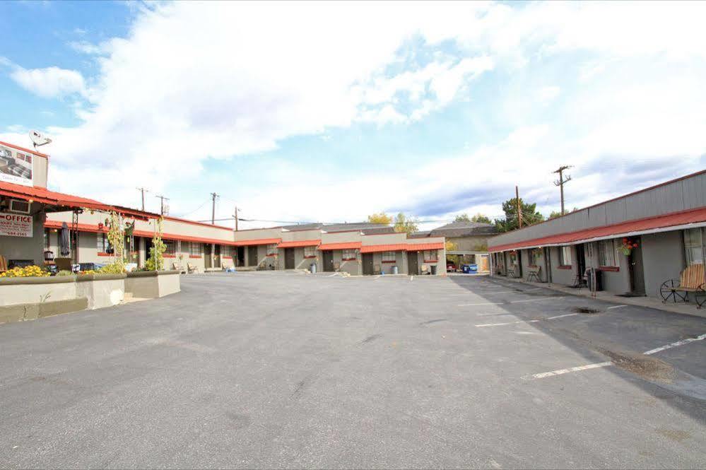 Selkirk Motel Colville Dış mekan fotoğraf